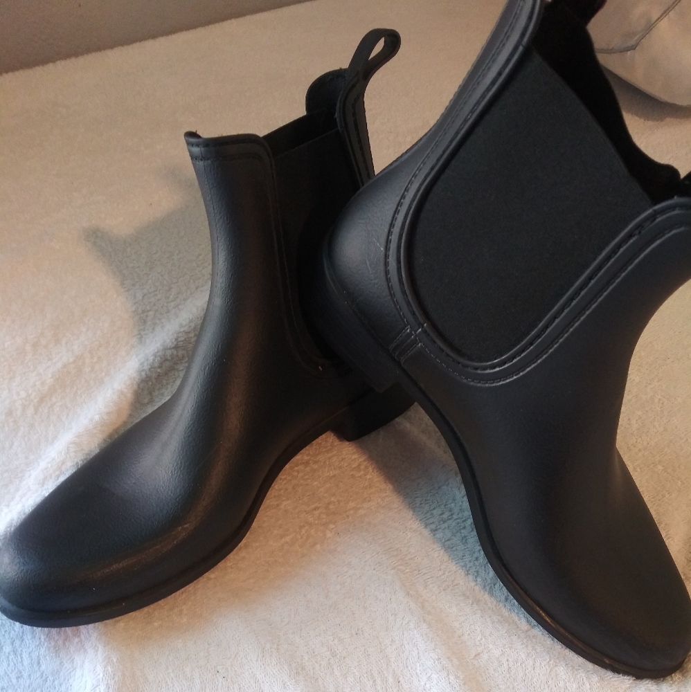 Aldo rain boots